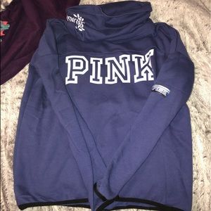 Victoria Secret PINK // Necked Sweatshirt